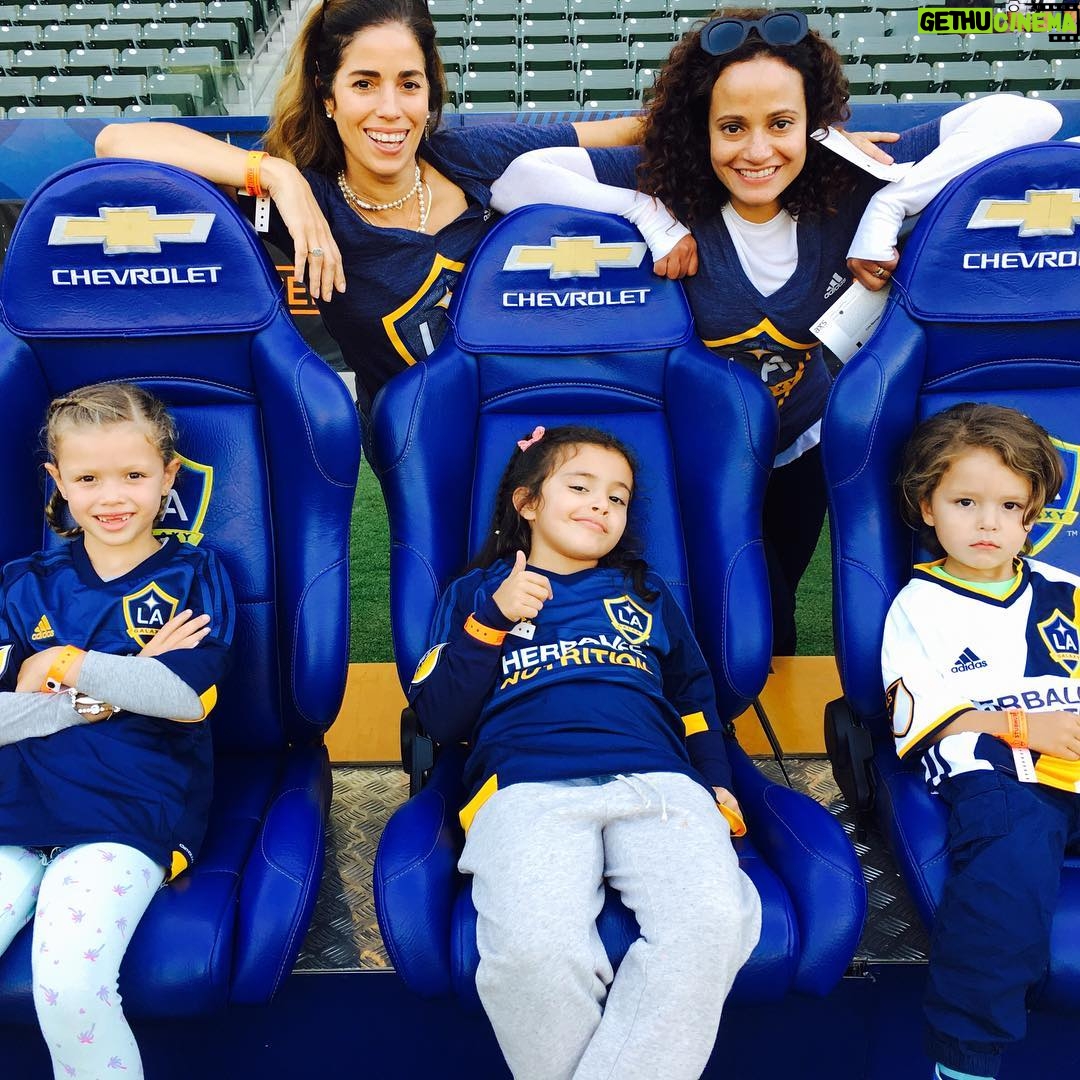 Ana Ortiz - 2.9K Likes - On the #stubhubcenter field!!!!! @lagalaxy @itisijudyreyes1 #cosmo Go Galaxy!!!