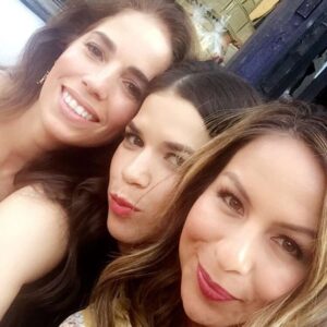 Ana Ortiz Instagram - Is it love, is it love, is it love, is it love that I'm feelin? @americaferrera @anjelahjohnson #standforkids