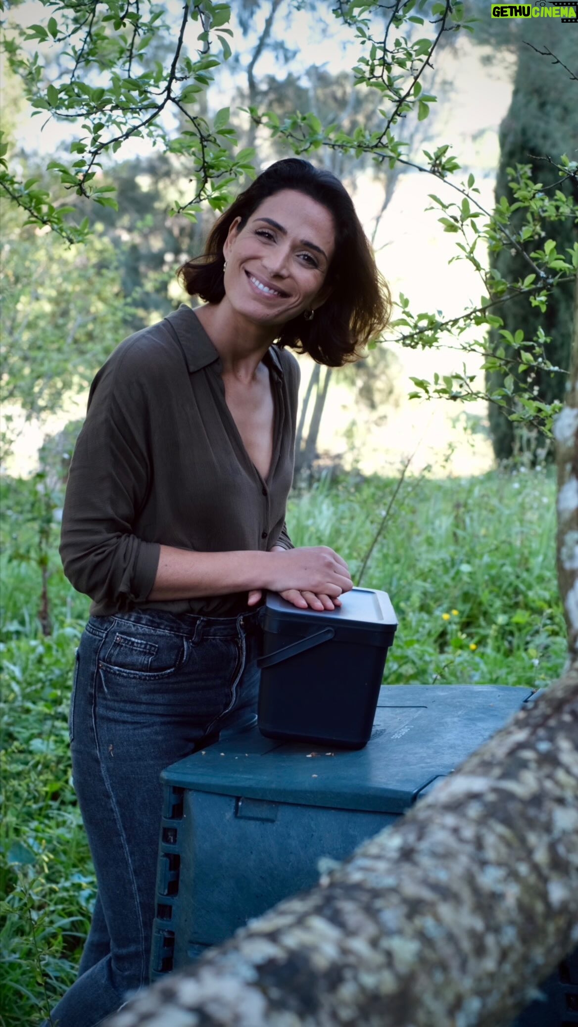 Ana Varela - 2.4K Likes - Percebem porque mudei de ideias? ☕️
✔️ café de origem 100% responsável e cápsula à base de papel, certificada para compostagem doméstica;
✔️ máquina feita de 50% de plástico reciclado e termobloco feito de 85% de alumínio reciclado;
✔️ que se desliga automaticamente após 1min de inactividade para redução de consumo de energia em stand-by;
✔️ garantia de reparação por 15anos!
@nescafedolcegustopt #NESCAFÉDolceGustoNEO #Tastethefuture #NEOtastethefuture