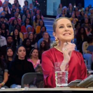 Ana Botafogo Instagram - Trouxe para vocês cada detalhe e comentários do programa de ontem! 💫 
Foram performances incríveis no palco com muito talento. 🌟 
Comente aqui a que você mais gostou👇😉
#DançaDosFamosos #Detalhes #Emoção #domingão #AnaBotafogo