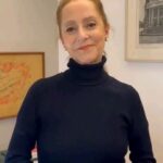 Ana Botafogo Instagram - Parte 3 respondendo as perguntas de vocês! Uma outra pergunta que eu recebo muito é "Qual é o Ballet que eu mais gosto?" E para essa resposta, com certeza o Giselle tem um espaço especial no meu coração! 🥰💃 Nesse vídeo eu explico melhor de toda essa história! Agora eu devolvo à vocês a mesma pergunta, respondam aqui nos comentários o ballet que você mais gosta 👇