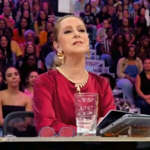 Ana Botafogo Instagram - Trouxe para vocês cada detalhe e comentários do programa de ontem! 💫 
Foram performances incríveis no palco com muito talento. 🌟 
Comente aqui a que você mais gostou👇😉
#DançaDosFamosos #Detalhes #Emoção #domingão #AnaBotafogo