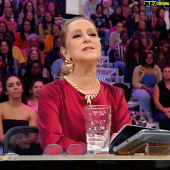 Ana Botafogo - 1.8K Likes - Trouxe para vocês cada detalhe e comentários do programa de ontem! 💫
Foram performances incríveis no palco com muito talento. 🌟
Comente aqui a que você mais gostou👇😉
#DançaDosFamosos #Detalhes #Emoção #domingão #AnaBotafogo