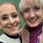Ana Botafogo Instagram - Ainda sobre o Festival Internacional de Valinhos. Obrigada pelo carinho de todos e por serem difusores da arte da dança. Que alegria e honra de participar de equipe de jurados tão renomados e referências em nosso segmento. Paula Castro, Yosvani Ramos, Ana Julia Bermudez, Niurka Naranjo Obrigada por este lindo encontro! Obrigada a Prefeita Lucimara por entender que a dança é um instrumento de transformação e união! Premiados da última noite @festivalinternacionalvalinhos Fotos com jurados no palco e mesa dos jurados Visita ao Centro Cultural Vicente Musselli Foto com Secretário de Cultura Ricardo do Vale Foto com a Prefeita Lucimara