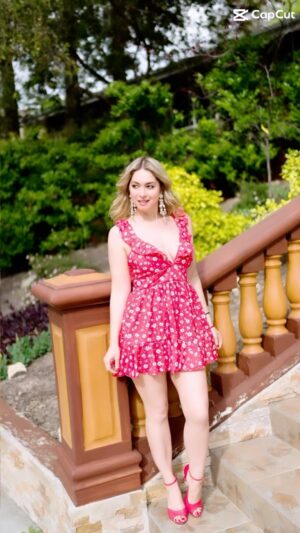 Anaís Instagram - Feliz inicio de semana mis amores ❤️ #anais #losangeles #love #blessed #ladyinred 📸 @dawlinphotography