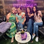 Anaís Instagram - Mis amores ya hay nuevo episodio de @sin.pelos.en.lalengua escúchanos en todas las plataformas digitales y ve a nuestro canal de YouTube y suscríbete 🥰🥰 #applemusic #spotify #youtube #pandora #amazon