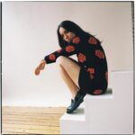 Anaïde Rozam Instagram – merci @sarahbalhadere pour ces jolies photos 💜💜 @marie_gibert 👗🙏🏼 @celiacochinmuah💄🙏🏼 @poguillet 📷🙏🏼