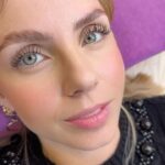 Anaïs Quadratus Instagram – Dans ma pellicule cette semaine 📸

– Je me suis faite maquillée par @makeupbynsr.l 
– On a fait la St Valentin avec mes amoureux
– J’ai fait aller-retour à Paris pour une marque 😍
– Mon 1er browlift avec @spica.ink , vous aimez ?
– Shooting secret avec @gioiavisuals_ 🙈

#dansmapellicule #photogram #photo