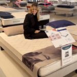 Anaïs Quadratus Instagram - *publicité Venez avec moi choisir mon matelas chez @literie.numero1 ! LITERIE N°1 est une enseigne familiale spécialisée dans les matelas, sommiers, oreillers, couettes et compléments de literie. Vous y trouverez tout ce dont vous avez besoin 😊 Le plus ? Ils ont pratiquement tout en stock et pour tous les budgets 💫 Retrouvez-les à Plan de Campagne, Avignon, Toulon et Aubagne ! Je vous attends en story très bientôt pour une petite surprise... #concours #literien1#myliterien1