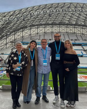 Anaïs Quadratus Instagram - *invitation 
Il faut bien initier notre fils à l’OM, le plus tôt est le mieux selon Thomas 🙄

Merci à @ef_france pour cette expérience magnifique… et qu’ils aient eu des étoiles dans les yeux 🥹

PS : en story je vous partage un concours EF 😉