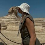 Anaïs Quadratus Instagram – Baby m’a dit qu’il voulait voir les pyramides 🙄
J’ai donc appellé @toutankhaone 🌅

Photo 3: c’est la réalité 😂😂😂

#pyramid #pyramide #egypt *collaborationcommerciale
