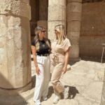 Anaïs Quadratus Instagram - CONCOURS TERMINÉ ❌ SURPRISE !!! 😍✈️ 1 semaine all inclusive a Hurghada avec la personne de ton choix 😱 Incluant 2 activités en mer et 1 activité dans le désert offertes : - Une journée en bateau - Snorkelling dans la réserve Dolpin House -Buggy, quad, jeep, dîner-spectacle dans le désert Pour participer: - Abonne toi à @manonquadratus, @anaisquadratus et @toutankhaone - Inviter 2 amis en commentaire 👯‍♂️ - Partager le post en story 🤗 *Vols non compris Bonne chance 🍀 #concours #giveaway #travel