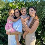 Anaïs Sanson Instagram - Tout a changé le jour où je vous ai donné la vie🥹🤍 Merci de m’avoir choisit pour être votre maman,j’ai une chance incroyable🫶🏻vous êtes exceptionnels mes amours Je vous aime plus que tout au monde ♥️ Bonne fête à toutes les mamans✨ #family#familylife#familyfirst#mum#mumlife