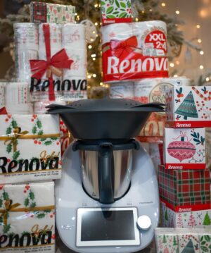 Anaïs Sanson Instagram - Énorme concours de Noël✨

Avec la marque RENOVA on vous gâte,3 gagnants,3 supers lots de folie😍 :

-LOT 1: iPhone 15 Pro Titanium 256go   1
RENOVA Christmas pack
-LOT 2 : Thermomix TM6   1 RENOVA Christmas pack
-LOT 3 : Apple Headphones   1 RENOVA
Christmas pack

Pour participer;
1/suivre le compte @myrenova et mon compte
2/Liker et commenter ce post en invitant des amis.

Bonus vous  pouvez aussi partager en storie🤩

Tirage au sort le 15 décembre 🎄🎅🏻
Bravo @powline29 tu remportes le lot 1
@aurorecrn_ tu remportes le lot 2 
@no.apriiil tu remportes le lot 3 

Collaboration commerciale avec @myrenova