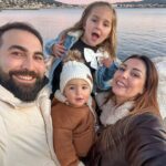 Anaïs Sanson Instagram - Je vous souhaite un bon week-end🤍 Ce soir,mon chéri rentre du Portugal (avec sa carte d’identité ahaha) Gros bisous😍🥰😘 #family#familylife#familyfirst#love#mafamille
