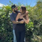 Anaïs Sanson Instagram - Qui a le même mari ???????😅🤣🤣🤣🤣🤣 C’est fou quand même de rester en mode statut à chaque séance photo !!!!! #couple#couplevideos#couplelove