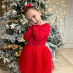 Anaïs Sanson Instagram – Belle comme un cœur♥️pour la chorale de l’école🥰

#family#familylife#christmas