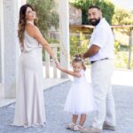 Anaïs Sanson Instagram - On a reçu les photos du baptême de Lila & Loan au Portugal 🤍 Je vous en partage quelques unes🫶🏻 Je vous laisse swiper 😘✨ #family#familylife#familyfirst#bapteme#famille