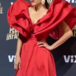 Ana Claudia Talancón Instagram - Anoche fue la premiere de “Se llamaba Pedro Infante” Se estrena el 1ero de diciembre por @vix Gracias a todo el maravilloso equipo! Gracias @rubengalindou por creer en mi desde el principio de mi carrera y por dejarme ser María Luisa Leon en esta maravillosa historia! 🎬❤️🎉🫶💃🏻 #vix #pedroinfante #publicidad #bioserie #40s #50s #epoca #timepiece