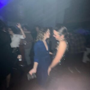 Ana Coto Instagram - while we’re here: we should dance!! @caro__caro__caro__ HNY 2024 🤍