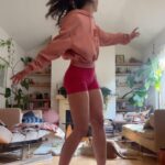 Ana Coto Instagram – Before you say Azealia’s cancelled I’ll remind you: so was I. Now… Can you name this line dance?