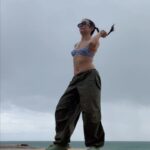 Ana Coto Instagram – la lluvia dicta el plan 💧💧💧
