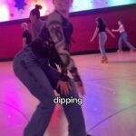 Ana Coto Instagram - progress not perfection 🤪📹 @the_good_guy91 #rollerskating #skatetips #dipping #patinando