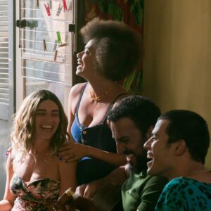 Ana Flavia Cavalcanti Instagram - Família reunida em Cannes
BABY estreia amanhã na @semaine_de_la_critique 
Coração não aguenta!