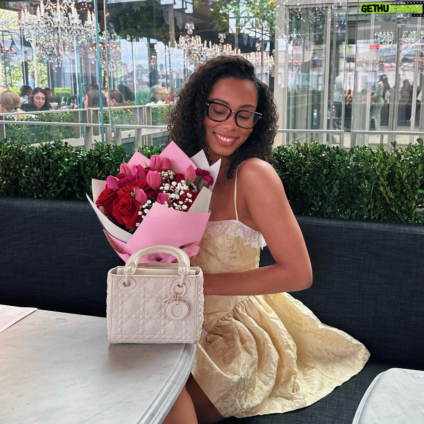 Ana Giulia Zortea Instagram - Taurus season but the star all year round #24