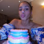 Ana Giulia Zortea Instagram - 200K OF YOU!!! I’m so blessed. I’m so thankful. And so happy to share a bit of me with you all! Here’s to 2024 being our year ✨ 200 MIL ABENÇOADOS!!! Eu sou muito grata (e abençoada) de ter vocês aqui comigo. Estou tão feliz de compartilhar um pouco de mim aqui com vocês! Que 2024 seja o nosso ano ♥️