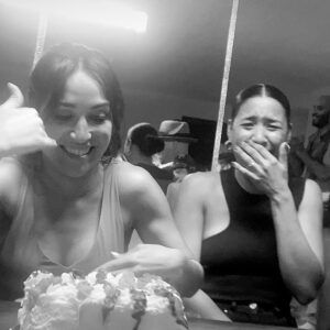 Ana Isabelle Instagram - Mi Querida @anaisabellesite 🌸🌸Brillas todo el año, pero hoy es especial! Que tu camino esté lleno de alegría, amor, Música,Pasión ,Arte, comienzos y sueños cumplidos. En este cumpleaños quiero que sepas que, además de ser mi amiga acorde, ¡eres una persona a la que admiro super fulllllllllll y que me alegra la vida con su existencia.🌸🌸

Cantandote Feliz Cumpleaños con personas Maravillosas!
🌸🌸 Que bonito me lo pase 🌸🌸

5 de Mayo Nuevamente en Tarima Con Mi Ana !
Centro de Bellas Artes de Caguas……
No se lo pierdan!💚💚💚💚💚💚💚💚