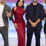 Ana Isabelle Instagram - Anoche celebrando la #premiere de #Marbella junto a un grupo de compañeros que admiro ♥️ Este proyecto le ha dado más alas a mis sueños, deseosa porque conozcan a “Katy”🥳. #Agradecida 🌹 Mayo 2 @movistarplus . . Glam @tragacetemakeup Stylist @_freddyalonso Video @fercdr9 Joyas @bulgari Vestido @balestra_official