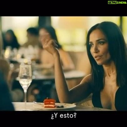 Ana Isabelle Instagram - Flipando con el primer teaser de #Marbella 💃🏻Ya se acercaaa el día y nadie puede detenernos😎 Mi primera serie española. #ComingSoon . . @___hugo_silva @khalidelpaisano @auro_moroni @michaeljohntreanor Dirigida por @danidelatorrealvaredo 🤩 @arturo.lezcano @betomarinibussi @movistarplus @mesalafilms
