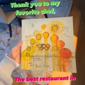 Ana La Salvia Instagram - Disfruten de las Olimpiadas este Verano! 🥳🎉 

#olympics #michelin #michelinstarrestaurant
#franceolympics2024 #paris #parisfrance #beauty #fashion #food #elmejorrestaurante #torreeiffel #aesthetic #olimpiadas2024 #lesjeuxolympiques