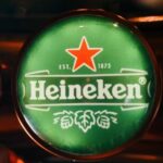 Ana Marta Ferreira Instagram - Saborear novos pratos, descobrir texturas e experiências gastronómicas únicas. Com família ou amigos, nunca perco uma oportunidade para uma boa jantarada... acompanhada da minha Heineken feita com Puro Malte, pois claro ;) #Heinekentastemakers @heinekenpt Pub Seja Responsável. Beba Com Moderação
