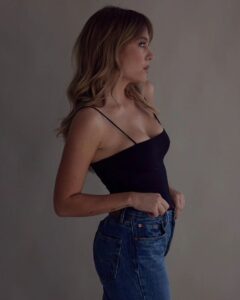 Ana Marta Ferreira Instagram - 🩶