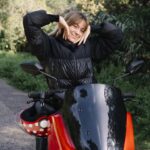 Ana Marta Ferreira Instagram - Posso chamar com muito orgulho a @yamahamotorpt: FAMÍLIA! Cá em casa já todos temos motas Yamaha, desde o Vasquinho aos meus pais. Somos uns eternos apaixonados! Aprendi com 9 anos a conduzir mota e foi das melhores coisas que me aconteceram! Quando tirei a licença de 50cc, comprei uma DT 50!!! Era épica!!! Nunca imaginei que uns anos mais tarde fizesse parte desta família! Por muitos mais anos e aventuras!!! O melhor está por vir que já estou a tirar a carta para todas as cilindradas!!!!! 💪🏼💪🏼💪🏼 #EuVouDeYamaha @yamahamotorpt 📸 @catarinapca