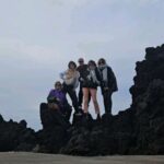 Ana Marta Ferreira Instagram - A Ilha Terceira é o coração da nova novela da @sicoficial ! "Senhora do Mar" está a chegar! 🌊 Dia 5 de Fevereiro passa a ser vossa também!!! Prontos para conhecer a Susana? 😏 @sptelevisao