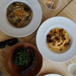 Ana Marta Ferreira Instagram - FINALMENTE com as manas @laura.dutra e @juliapalha ⚡️⚡️⚡️ Almocinho bom no @madrasta.restaurante @grupononbasta