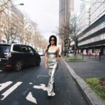 Ana Moura Instagram – Silver surfer in the flesh 🩶
