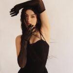 Ana Pau Castell Instagram - muy spooky season 🎃🖤 faaan de esta época del año por el pan de muerto y las fiestas de halloween…