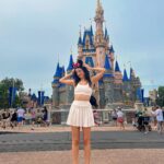 Ana Pau Castell Instagram - disney siempre es una buena idea 💓🏰✨