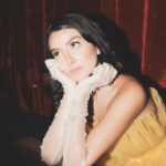 Ana Pau Castell Instagram - birthday party 🌙 Que día acompañada de los que más quiero, sin ustedes no hubiera sido lo mismo…muchas gracias 🥹: 📸: @by.ikeer globitos: @karenalmarazevents glam: @foriu.mx sushi: @mrsushimex taquitos: @elburrohermoso dulces: @monchitos_barrasnacks pastel: @thecakeheavenmx