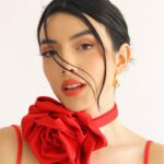 Ana Pau Castell Instagram - scent of summer 🥀❤️ . . dream team… Stylist: @dantealbertti 📸: @infiernno MUA: @karianamua