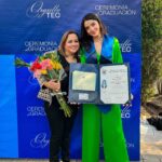 Ana Pau Castell Instagram - Oficialmente Licenciada en Administración Financiera 💙🎓!!! Oigan que aventura fue estudiar una carrera mientras le hacíamos a la artisteada, toda una experiencia (no se si recomiendo jajaja) pero LO LOGRAMOS ✨!!! Esto también es para mi madre hermosa y mi papá que los amo con todo mi corazón y les agradezco infinitamente el esfuerzo y el amor que me dieron durante este camino @lourdes.chavez.7731 @juliocesarhernandezmora74 !! Gracias a mis compañeros que me salvaron el pellejo varías veces cuando se andaba en el trabajo jaja !! Gracias Dios ! Gracias vida ! 🙏🏻 Orgullo Tec 💙 @tecdemonterrey Que chingona experiencia!! Estoy feliz bye…