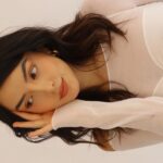 Ana Pau Castell Instagram - spamming pics 🦋 ✨ me ven muy seria en la primera pero la verdad es que me gusta sonreír como en la tercera… foto: @infiernno stylist: @dantealbertti make up: @karianamua