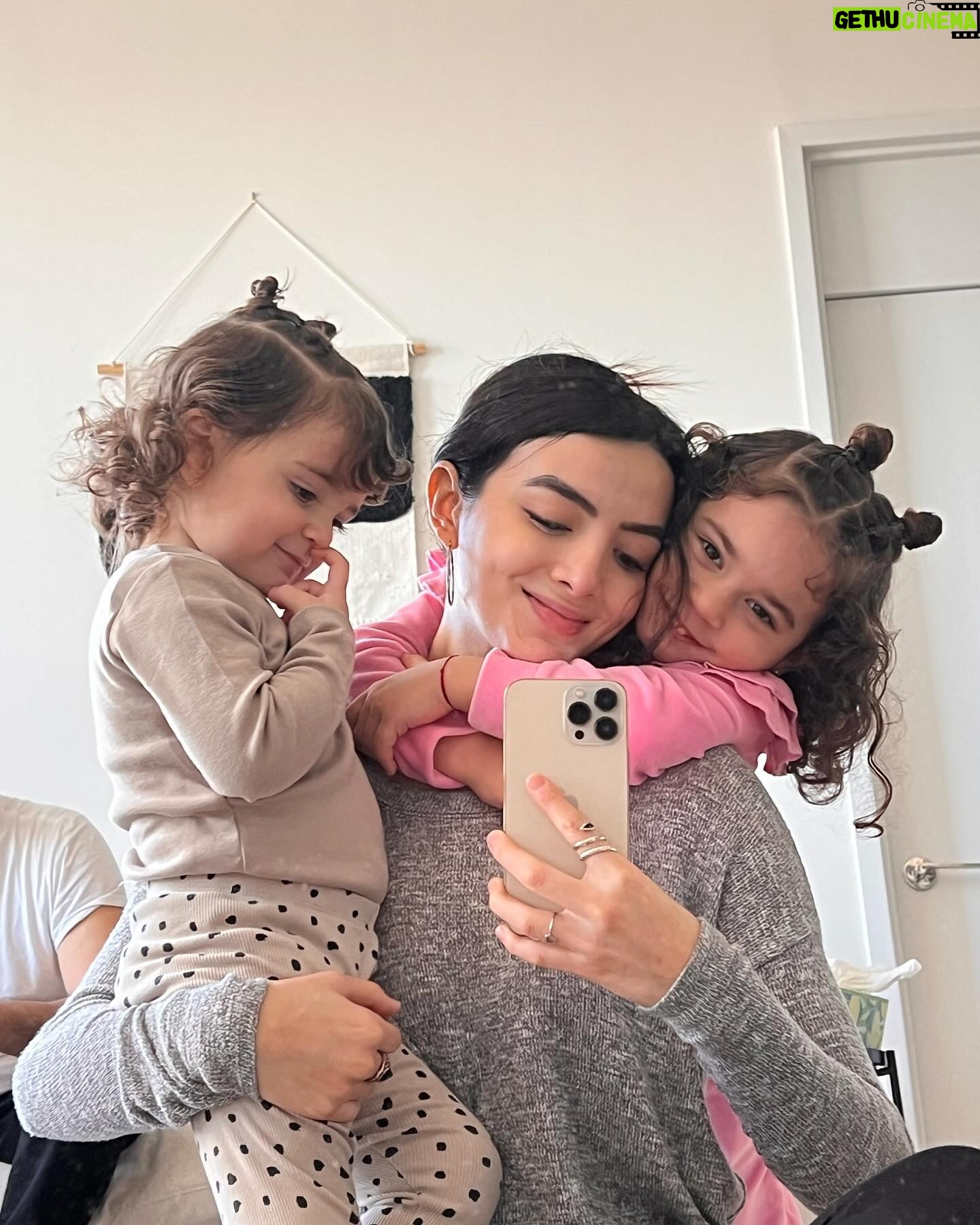 Ana Pau Castell Instagram - life lately…💋
