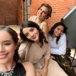 Ana Pau Castell Instagram - Me despido de este personaje tan bonito que llegó de sorpresa a traerme cosas increíbles 🥹🤍, estoy muy muy agradecida por todo el aprendizaje, de trabajar con gente tan linda y de las amistades que hice. Ya quiero que conozcan a Dolores, la van a ODIAR jaja (poquito). Se fue muy rápidoo AHHHH 💔…. Se nos acaba pero algo se viene !!! 🙏🏻✨ GRACIAS @telemundo @mariabadillot @pardoanilu por confiar en mi ♥️ Mis direcsss 🔝 @soyvaroni @felipeaguilardulce @dgavidia2000 @mark_ito A mi equipo @talentoas por un proyecto más juntos 🤞🏻 Los vestuarios tan hermosos de @yfoltzer @hannahdelsol Y a todos mis compañeros (los adoro bye) ♥️ Gracias Dios 🙏🏻!! EL CONDE MUY PRONTO