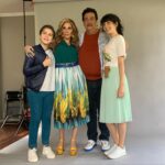 Ana Pau Castell Instagram - ES HOY‼️ES HOY ‼️ Después de años de espera y una pandemia mundial jajaja…Hoy se estrena Pobre Familia Rica en renta/ compra por Amazon Prime Video, Cinepolis Klic, Google- YouTube, iTunes e Izzi !! Les presento a Sofía Torres …le tengo un cariño muy especial a este proyecto, llegó para cambiarme la vida y espero que ustedes la disfruten tanto como yo 💛 VAYAN A VERLA YA !! Quiero agradecer a todos los que fueron parte de este proyecto, a mi mamá tan increíble @monicahuarte, a mi bichito @victorhmartin y a mi hermanito chiquito que ya no está tan chiquito jaja @jaimaqueo Gracias a mi director por confiar en mi @gerardomoranc y a @pepecuervocasting por darme la oportunidad, siempre voy a estar infinitamente agradecida con ustedes 🥹!!! Y también a todos mis compañeros que sin ellos no sería lo mismo !! @silvianavarroyya @mikel.mateos @iamdelafuente @oficialmariachacon @carlosgaticamx @reynaldo_rossano @gustavoegelhaaf @michihart @oficialmijares GRACIAS !! @zamorafilms @dbirmanripstein @itsmme @diamondfilmsmex @thr3media @tani.benitez @edher_campos @fromlamanchatomexico Por último a mi agencia @talentoas @almyssilgado que con este proyecto comenzamos juntos ✨! Con mucho amor, Pobre Familia Rica 🍀💵