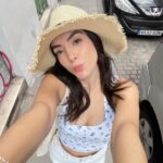 Ana Pau Castell Instagram - un besito y un dump de viaje… 🤍✈️#tbt
